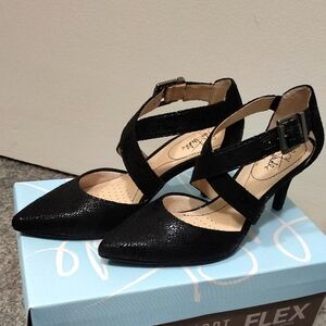 LifeStride Black Strappy Heels